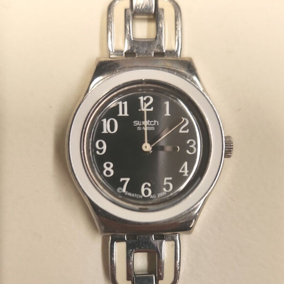 Swatch watch WHITE CHAIN YSS254G 2010 Irony Lady in case with battery - Picture 1 of 9